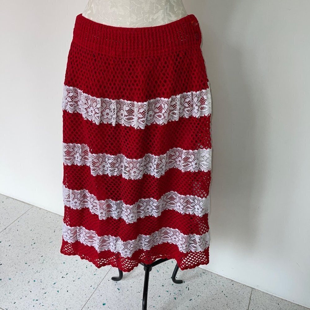 Vintage Womens Crochet Lace Skirt Size Large Fully Lined Red White Midi Button - Picture 11 of 13